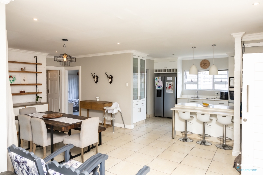 4 Bedroom Property for Sale in Beacon Bay Eastern Cape